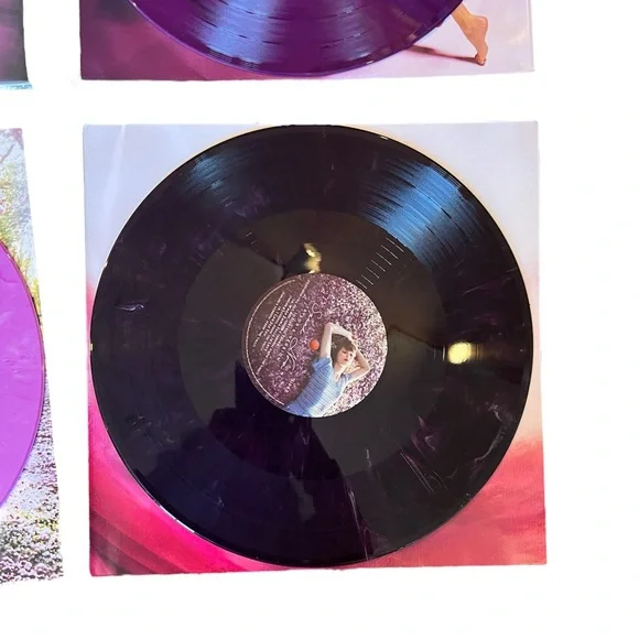 Speak Now Taylors Version Vinyl 3 Color 3LP - Picture 4 of 6